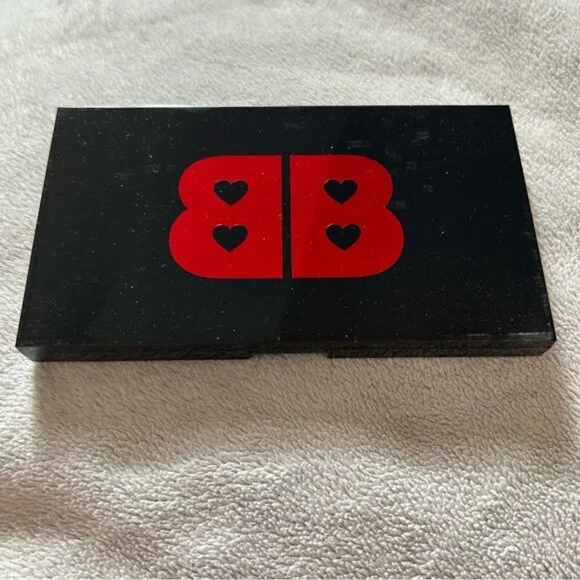 BETTY BOOP™ X IPSY That's So Betty Eyeshadow Palette- NIB - Picture 3 of 5